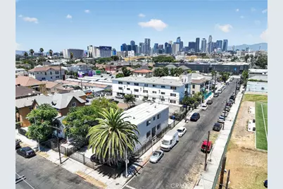 427 E 25th Street, Los Angeles, CA 90011 - Photo 12