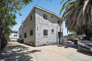 427 E 25th St, Los Angeles, CA 90011 - Photo 8