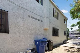 427 E 25th St, Los Angeles, CA 90011 - Photo 6