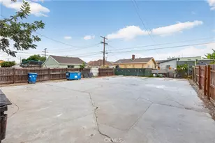 611 W 46th, Los Angeles, CA 90037 - Photo 10