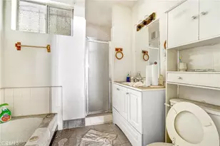 4522 St Charles Pl, Los Angeles, CA 90019 - Photo 10