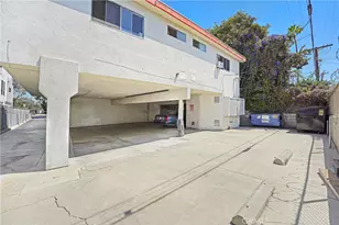 4522 St Charles Pl, Los Angeles, CA 90019 - Photo 4