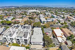 4522 St Charles Pl, Los Angeles, CA 90019 - Photo 8