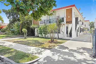 4522 St Charles Pl, Los Angeles, CA 90019 - Photo 2