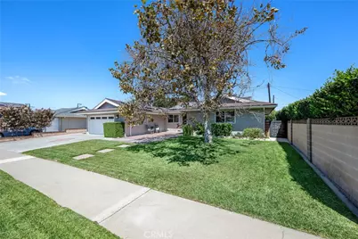 325 E Woodvale Avenue, Orange, CA 92865 - Photo 4