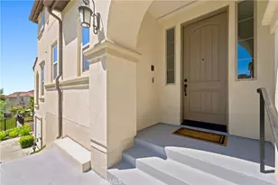 18664 Putting Green, Yorba Linda, CA 92886 - Photo 2