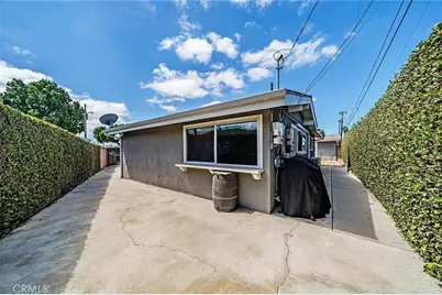 5817 Los Cientos, Buena Park, CA 90620 - Photo 24