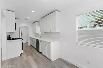 2329 W 78th Place, Inglewood, CA 90305 - Photo 16