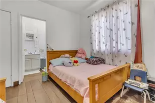 8711 S Fir, Los Angeles, CA 90002 - Photo 18