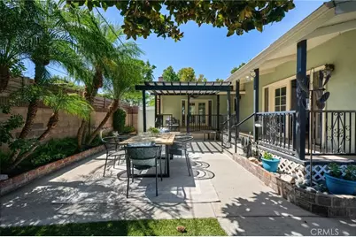 2019 Valencia, Santa Ana, CA 92706 - Photo 58