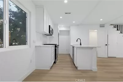 12310 Burbank #13, Los Angeles, CA 91607 - Photo 16