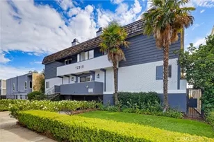 12310 Burbank, Los Angeles, CA 91607 - Photo 2