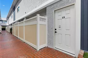 12310 Burbank, Los Angeles, CA 91607 - Photo 6