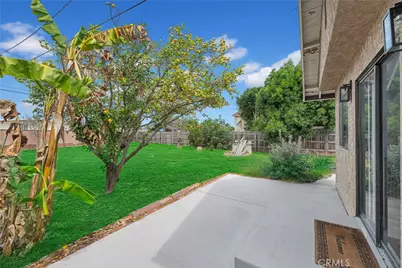 181 W 223rd Street, Carson, CA 90745 - Photo 32