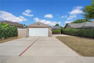 181 W 223rd St, Carson, CA 90745 - Photo 4