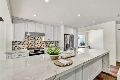 13232 Sandhurst Place, Santa Ana, CA 92705 - Photo 10