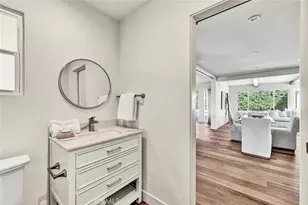 13232 Sandhurst Pl, Santa Ana, CA 92705 - Photo 18