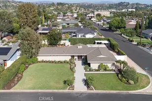 13232 Sandhurst Pl, Santa Ana, CA 92705 - Photo 34