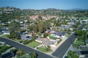 13232 Sandhurst Pl, Santa Ana, CA 92705 - Photo 36