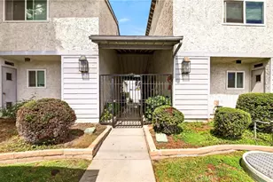 8451 Cedarview Ct, Cypress, CA 90630 - Photo 24