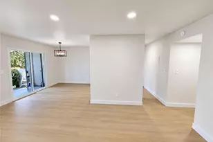 17574 Vandenberg, Tustin, CA 92780 - Photo 8