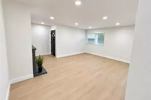 17574 Vandenberg, Tustin, CA 92780 - Photo 6