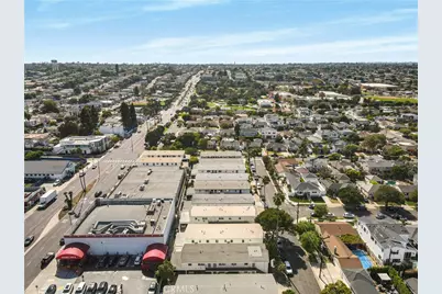 1826 12th Street, Manhattan Beach, CA 90266 - Photo 8