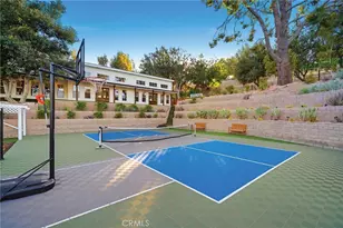 17879 Ridgeway, Granada Hills, CA 91344 - Photo 44