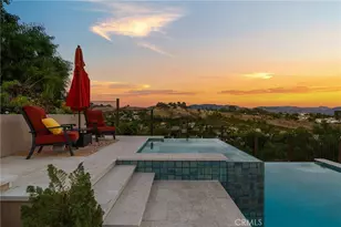 17879 Ridgeway, Granada Hills, CA 91344 - Photo 4
