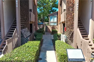 1098 Cabrillo Park, Santa Ana, CA 92701 - Photo 2