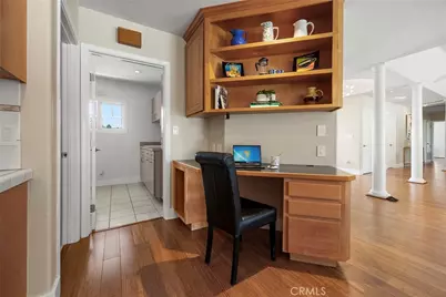 207 Barcelona, Fullerton, CA 92835 - Photo 18