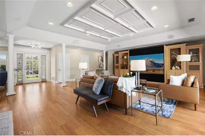 207 Barcelona, Fullerton, CA 92835 - Photo 8