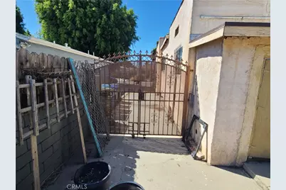2016 Thurman Avenue, Los Angeles, CA 90016 - Photo 24