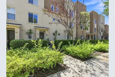 5440 Pacific Terrace #105, Hawthorne, CA 90250 - Photo 1