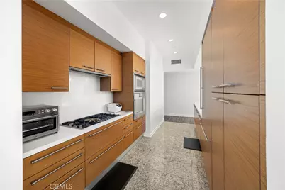 900 W Olympic #28A, Los Angeles, CA 90015 - Photo 6