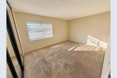2 Greenleaf, Irvine, CA 92604 - Photo 12