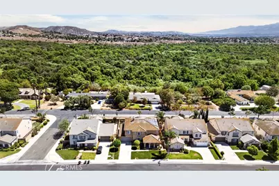 8122 River Bluffs, Eastvale, CA 92880 - Photo 4