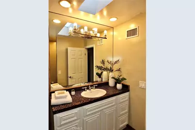 56 The Colonnade, Long Beach, CA 90803 - Photo 30