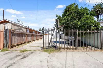 1506 W 59th, Los Angeles, CA 90047 - Photo 38
