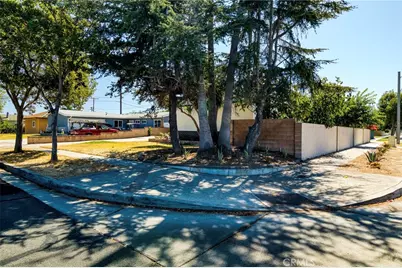 603 S Bronwyn Drive, Anaheim, CA 92804 - Photo 40