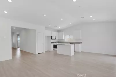 15644 Cobalt Road, Victorville, CA 92394 - Photo 10