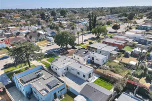 1827 W 76th, Los Angeles, CA 90047 - Photo 42