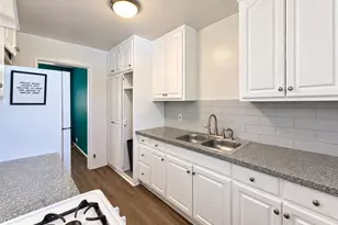 5648 Clemson Street #1/2, Los Angeles, CA 90016 - Photo 10