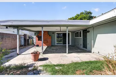 2006 Nutwood Avenue, Fullerton, CA 92831 - Photo 22
