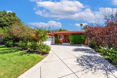 7044 Mammoth Avenue, Van Nuys, CA 91405 - Photo 4
