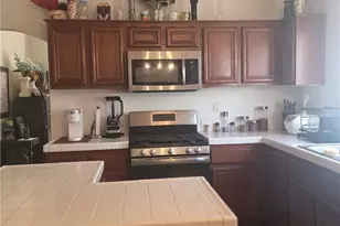 14446 Green River Rd, Victorville, CA 92394 - Photo 8