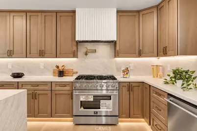 1744 S Genesee Ave, Los Angeles, CA 90019 - Photo 8