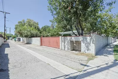 18700 Nordhoff Street, Northridge, CA 91324 - Photo 58
