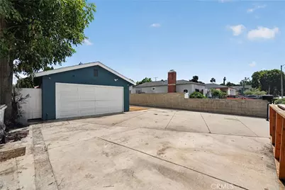 2166 Fashion, Long Beach, CA 90810 - Photo 36