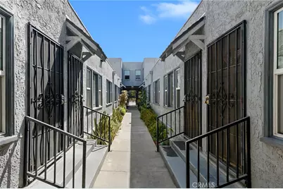 1059 Gladys, Long Beach, CA 90804 - Photo 20